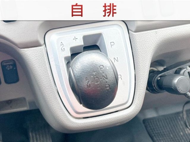 車況超好/11.5呎箱體/自排/原鈑件/原廠保養/六條輪胎近全新/倒車影像/附發票/YES認證/里程保證  第7張相片