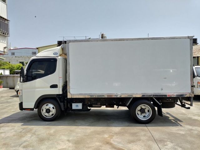 11月出廠/11.5呎冷凍車廂/全車原鈑件/Yes認證/附全額發票  第3張相片