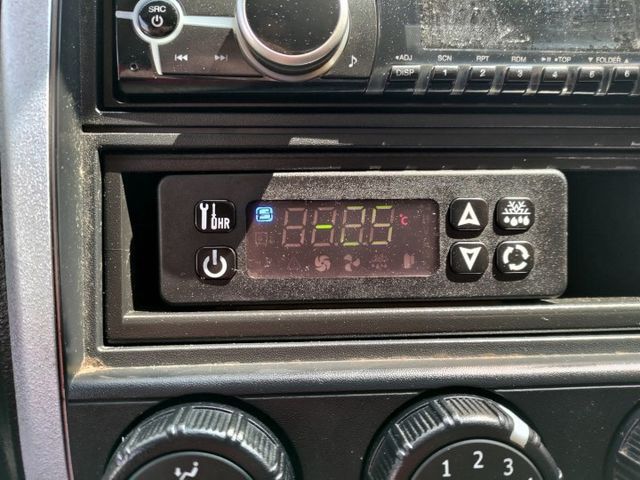 11月出廠/11.5呎冷凍車廂/全車原鈑件/Yes認證/附全額發票  第6張相片