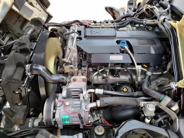 11月出廠/11.5呎冷凍車廂/全車原鈑件/Yes認證/附全額發票  第9張相片