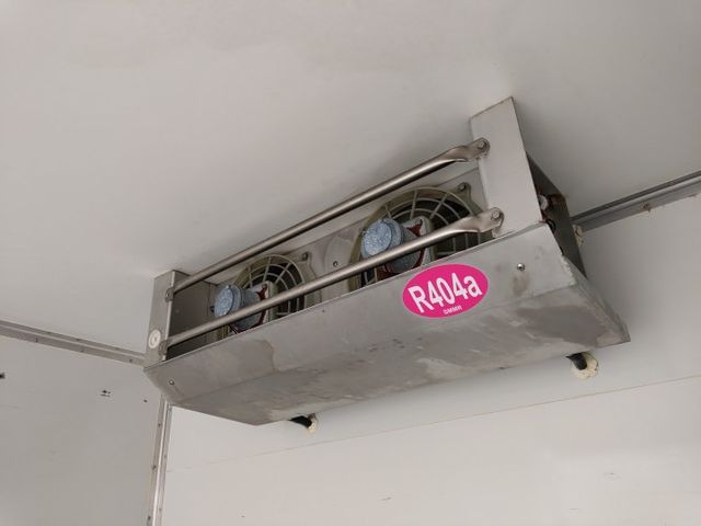 11月出廠/11.5呎冷凍車廂/全車原鈑件/Yes認證/附全額發票  第12張相片