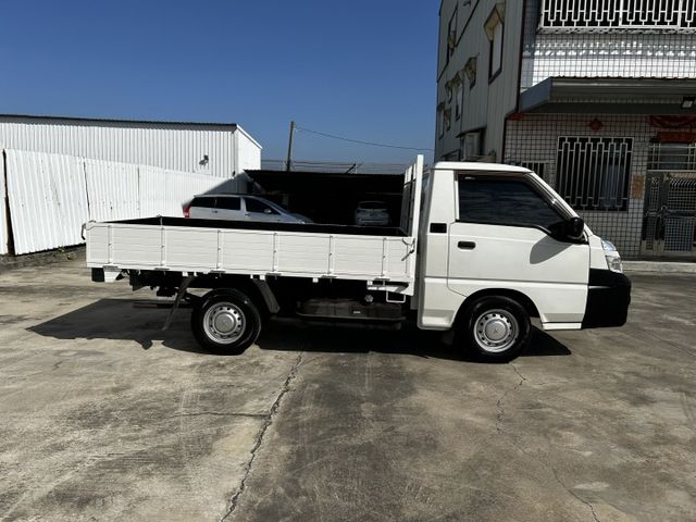 22年12出廠/僅跑六萬/全車原鈑件/里程保證/YES認證/附發票/可全貸/  第4張相片