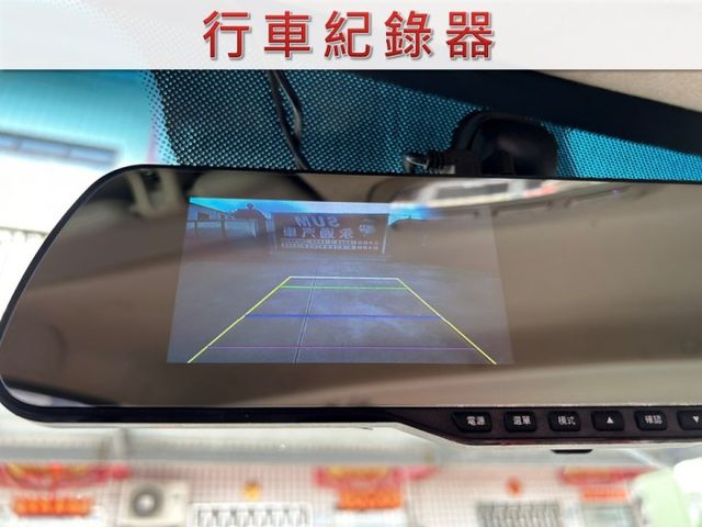 自排/升降尾門/全車原鈑件/只跑六萬/YES認證/附發票/可全貸  第10張相片