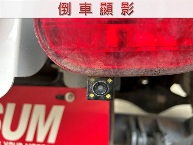 自排/升降尾門/全車原鈑件/只跑六萬/YES認證/附發票/可全貸  第11張相片
