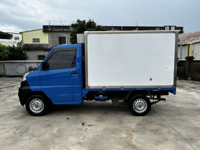 手排小貨車/10公分厚度冷凍車廂/ABS/循跡防滑/YES認證/里程保證/附發票  第3張相片
