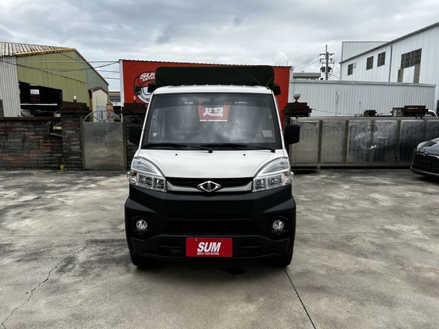 僅跑4萬/自排/8月出廠/全車原鈑件/附發票/可全貸  第2張相片