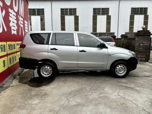 僅跑四萬/Yes認證/全車鈑件/可全貸/附發票  第6張相片