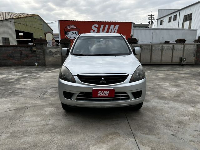 雙安全氣囊/行車紀錄器/全車原鈑件/里程保證/YES認證  第2張相片