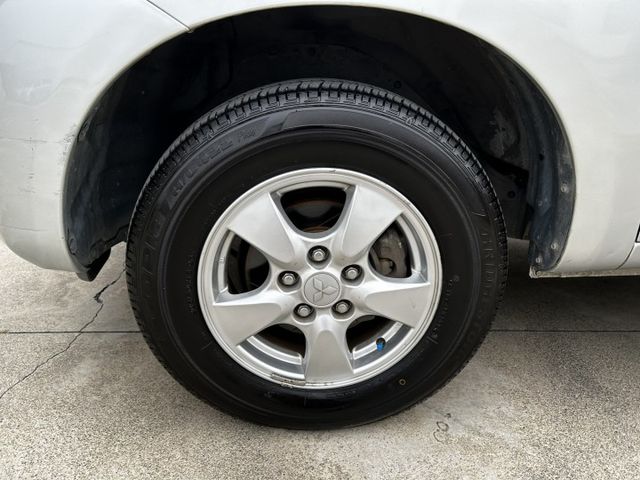 雙安全氣囊/行車紀錄器/全車原鈑件/里程保證/YES認證  第13張相片