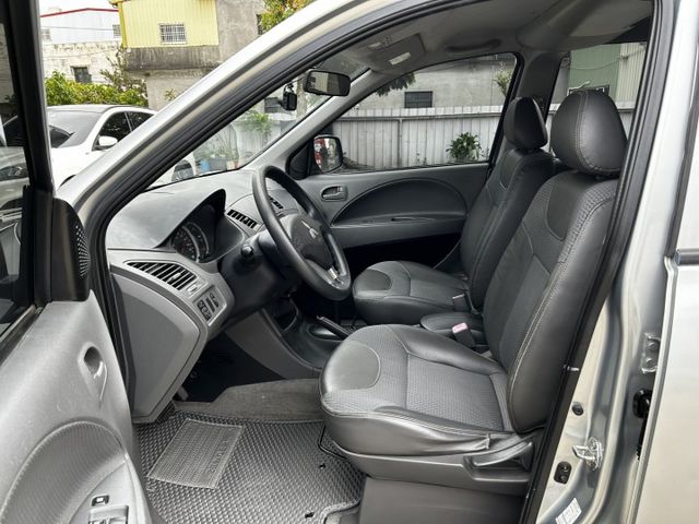 雙安全氣囊/行車紀錄器/全車原鈑件/里程保證/YES認證  第14張相片