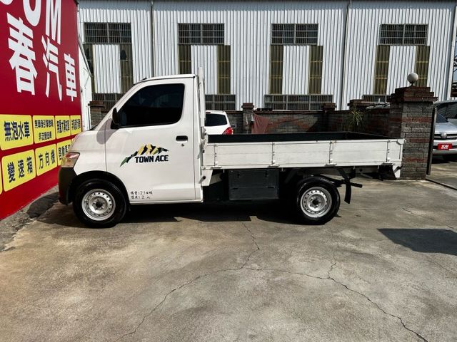 9月出廠/只跑2萬/全車原鈑件/附發票/可全貸  第3張相片