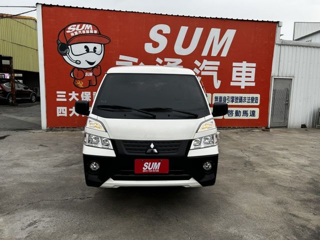 不用出價就很便宜/自排/8人座/全車原鈑件/附發票/可全貸  第2張相片