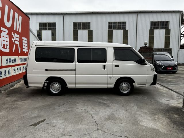 不用出價就很便宜/自排/8人座/全車原鈑件/附發票/可全貸  第4張相片