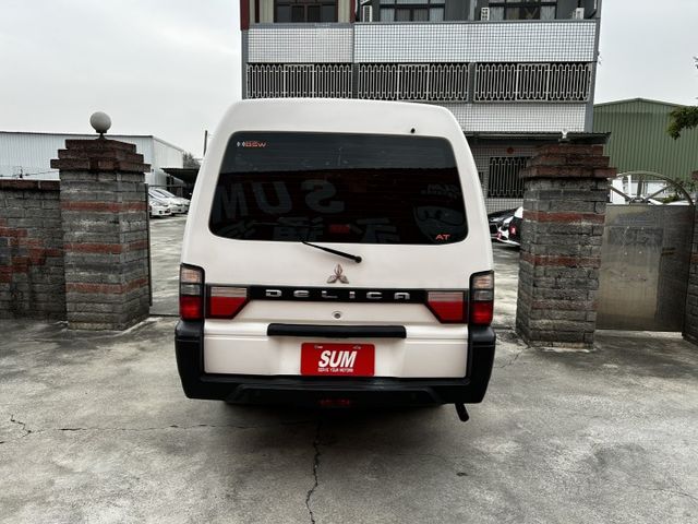 不用出價就很便宜/自排/8人座/全車原鈑件/附發票/可全貸  第17張相片