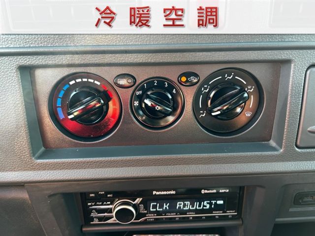 23年式/10月出廠/8人座客貨車/自排/前後雙錄行車紀錄器/YES認證/附發票  第7張相片