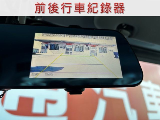 23年式/10月出廠/8人座客貨車/自排/前後雙錄行車紀錄器/YES認證/附發票  第11張相片