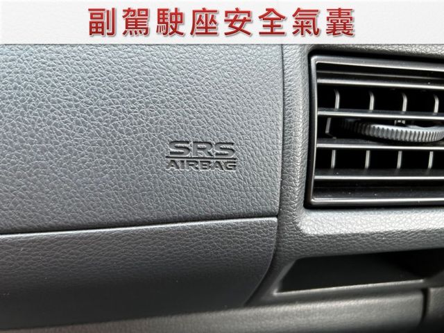 自排/5人座/全車原鈑件/原廠保固中/原廠行車紀錄器/YES認證/附發票/可全貸  第7張相片