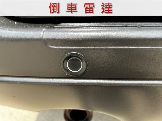 自排/5人座/全車原鈑件/原廠保固中/原廠行車紀錄器/YES認證/附發票/可全貸  第12張相片