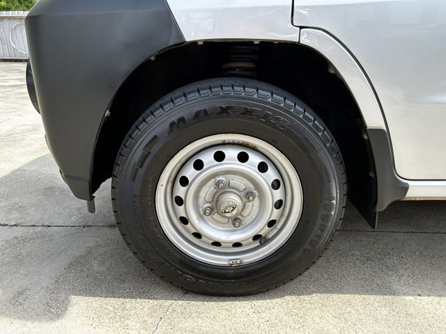 自排/5人座/全車原鈑件/原廠保固中/原廠行車紀錄器/YES認證/附發票/可全貸  第16張相片