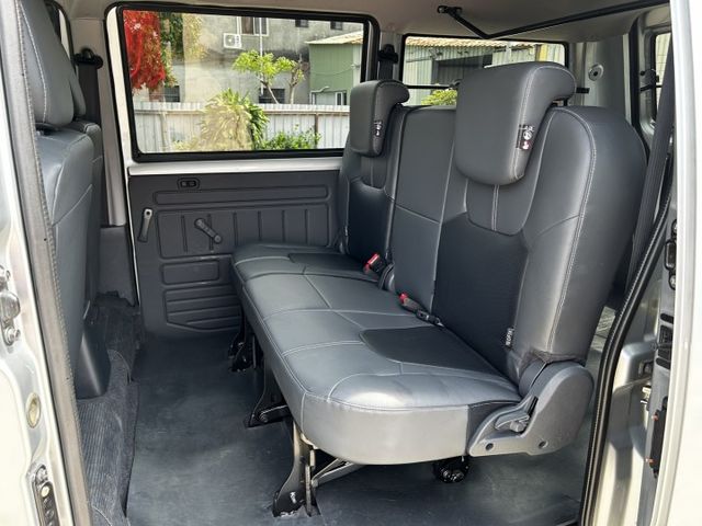 自排/5人座/全車原鈑件/原廠保固中/原廠行車紀錄器/YES認證/附發票/可全貸  第18張相片