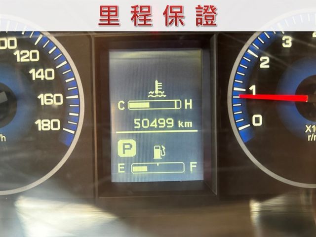 七月出廠/自排/8人座/僅跑五萬公里/全車原鈑件/YES認證/附發票/可全貸  第5張相片