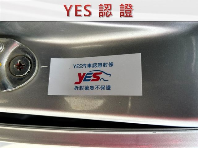 七月出廠/自排/8人座/僅跑五萬公里/全車原鈑件/YES認證/附發票/可全貸  第12張相片