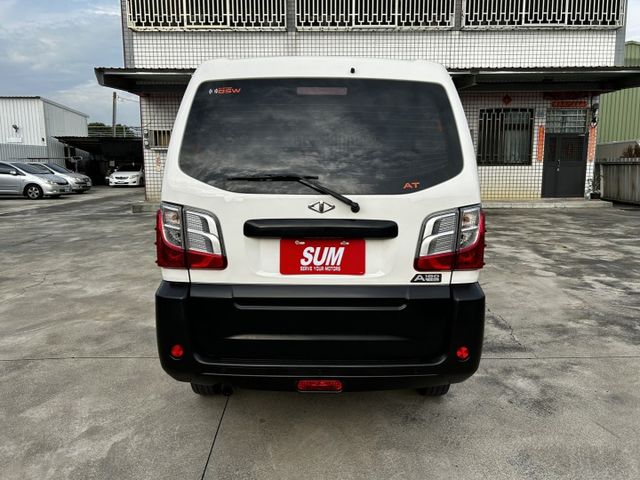 僅跑五萬公里/自排/全車原鈑件/行車紀錄器/里程保證/YES認證/附發票/可全貸  第20張相片