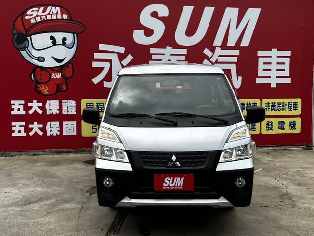 自排/8人座客貨車/Yes認證/全車原鈑件/可全貸/附發票  第2張相片