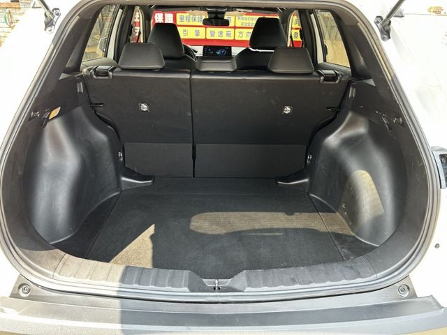 全車原鈑件/僅跑2萬5/IKEY/Android auto   Apple Coplay/七氣囊/可全貸  第16張相片