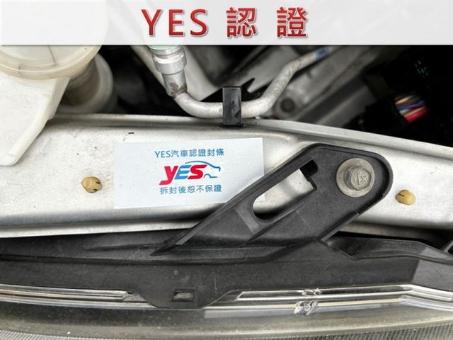 雙安全氣囊/行車紀錄器/全車原鈑件/里程保證/YES認證  第11張相片