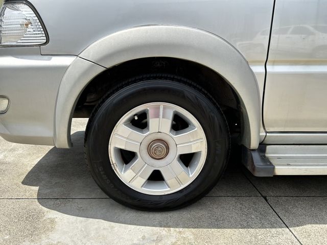 自排/客貨車/車況極佳/  第11張相片