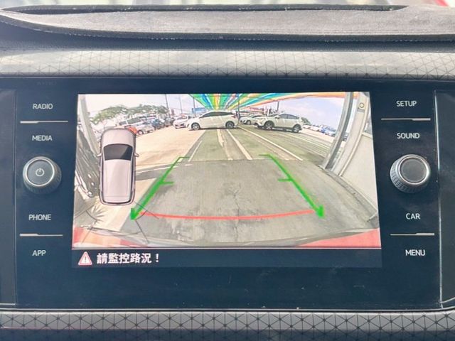 R-Line/全車原鈑件/原廠保養/ACC/車道偏移/盲點/Car Play/四條輪胎九成新/YES認證/里程保證  第14張相片
