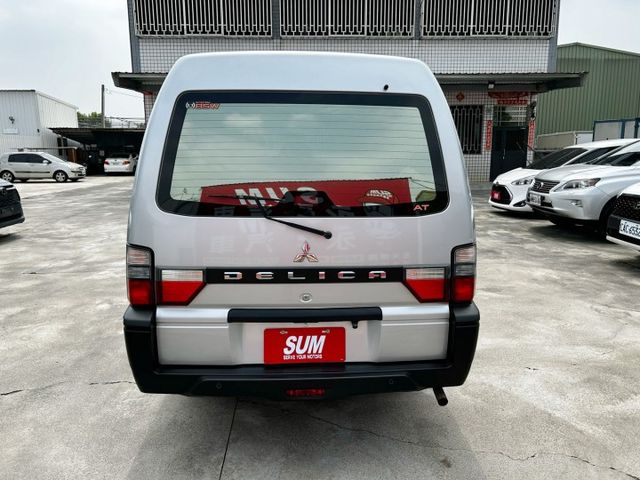 自排/8人座客貨車/Yes認證/里程保證/附發票  第19張相片