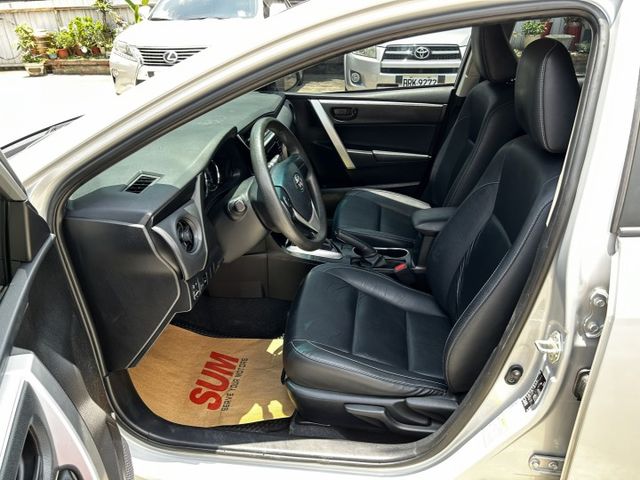 買車找永春最安心！19年Altis通過YES認證，享2年5萬公里保固與SUM五大保固，銀色耐髒好顧，高CP值代步神車。  第3張相片