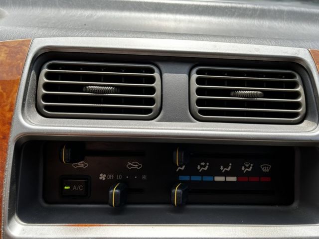 自排/5人座客貨車/車況極佳/Yes認證  第7張相片