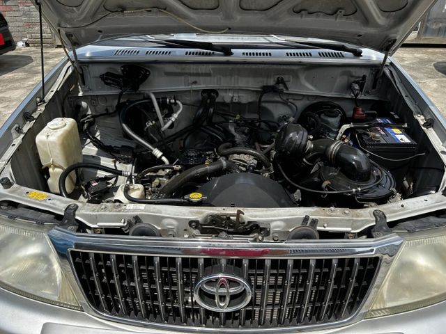 自排/5人座客貨車/車況極佳/Yes認證  第10張相片