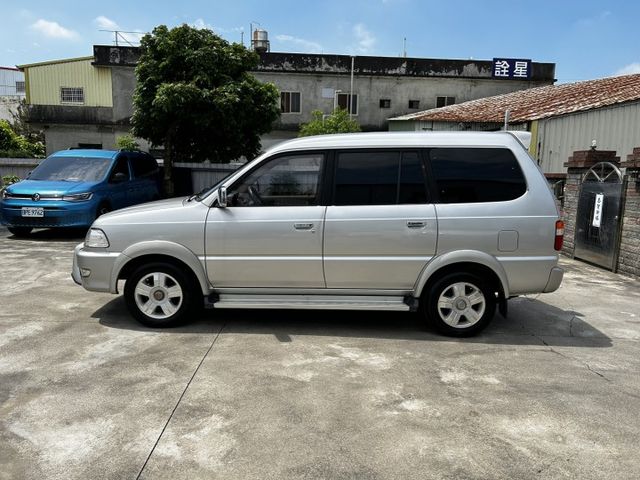 自排/5人座客貨車/車況極佳/Yes認證  第12張相片
