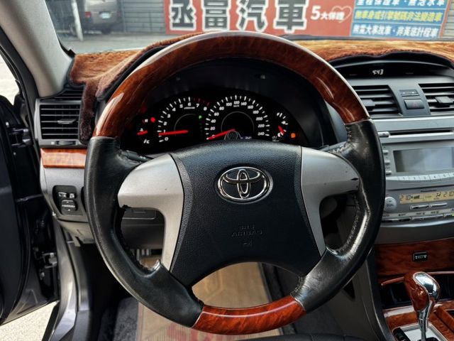 2.0 E版  里程保證  全車原鈑件  歡迎賞車試乘  第9張相片