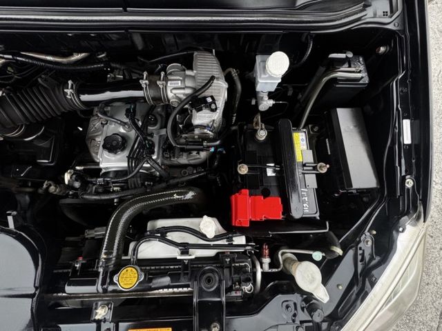 定速  里程保證   全車原鈑件  歡迎賞車試乘  第18張相片