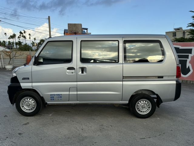 A180  5人座  里程保證8萬8km  全車原鈑件  歡迎賞車試乘  第4張相片