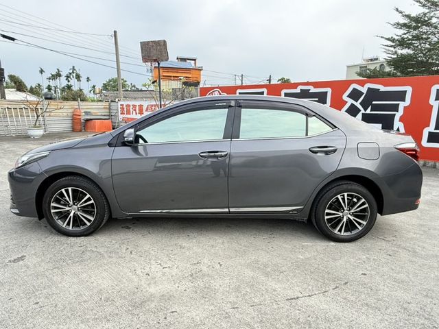 豪華版  里程保證2萬5km  全車原鈑件  歡迎賞車試乘  第4張相片