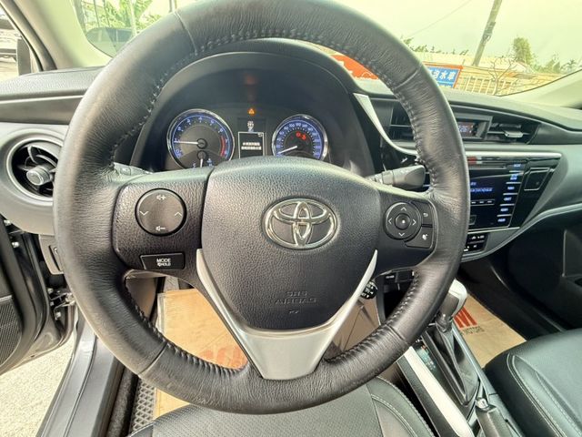 豪華版  里程保證2萬5km  全車原鈑件  歡迎賞車試乘  第9張相片