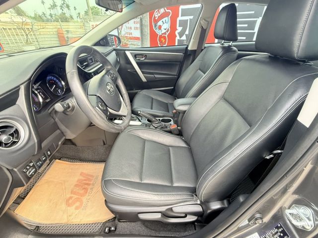 豪華版  里程保證2萬5km  全車原鈑件  歡迎賞車試乘  第13張相片