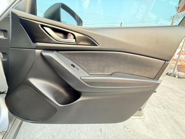 I-KEY  恆溫  里程保證  影音多合一 歡迎賞車試乘  第15張相片