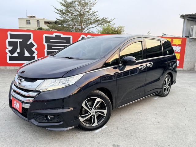 豪華七人座親子車   天窗  里程保證  全車原鈑件  歡迎賞車試乘  第1張相片