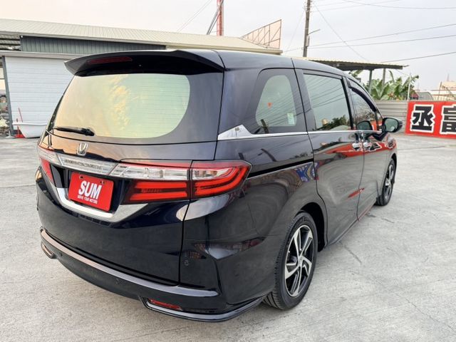 豪華七人座親子車   天窗  里程保證  全車原鈑件  歡迎賞車試乘  第7張相片