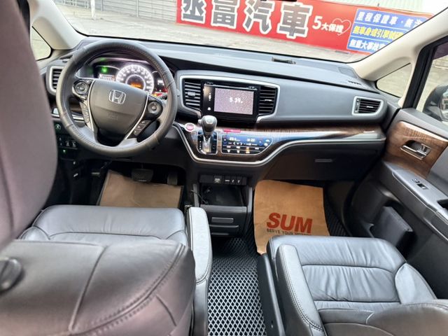 豪華七人座親子車   天窗  里程保證  全車原鈑件  歡迎賞車試乘  第8張相片