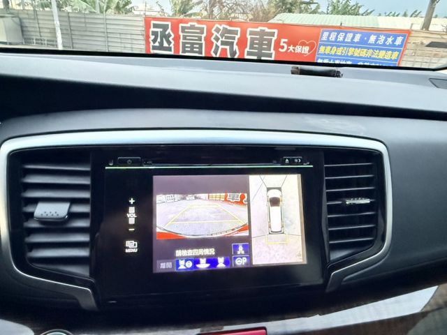 豪華七人座親子車   天窗  里程保證  全車原鈑件  歡迎賞車試乘  第9張相片