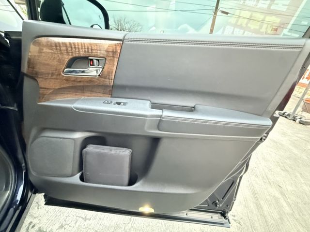 豪華七人座親子車   天窗  里程保證  全車原鈑件  歡迎賞車試乘  第11張相片