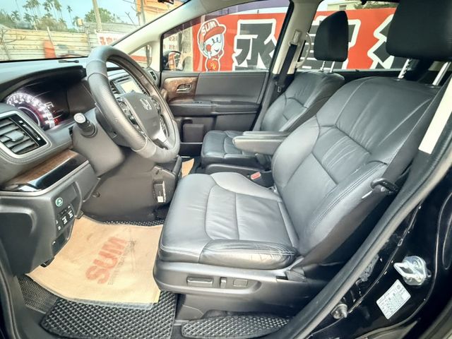 豪華七人座親子車   天窗  里程保證  全車原鈑件  歡迎賞車試乘  第12張相片